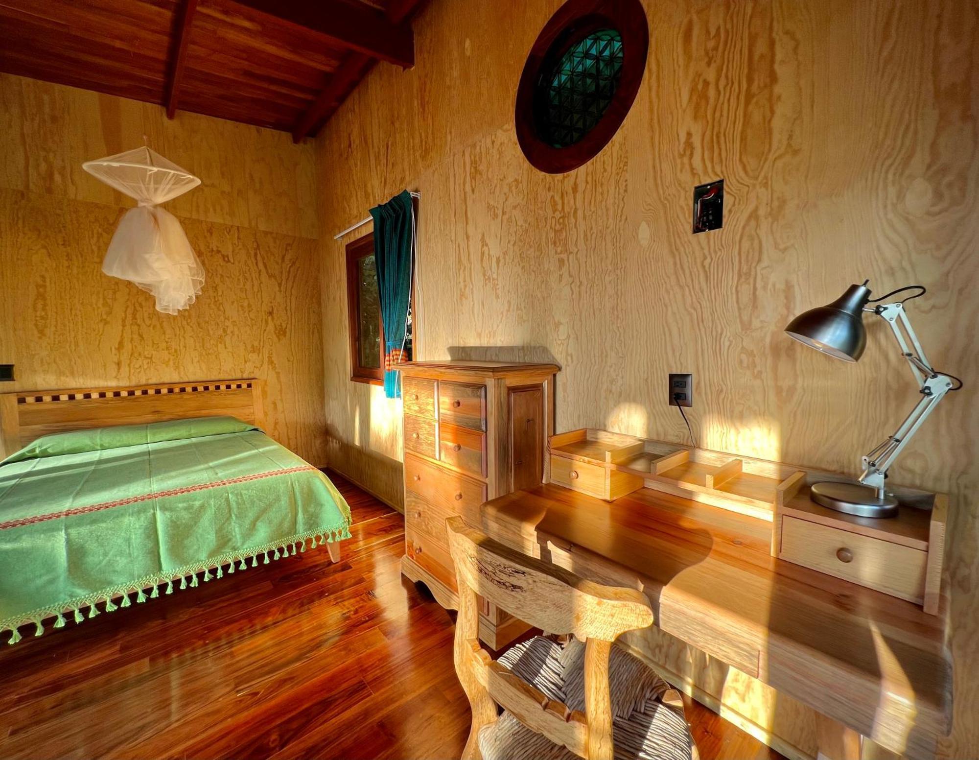 Santuario Ave Fenix-Cabanas Tepoztlán Szoba fotó