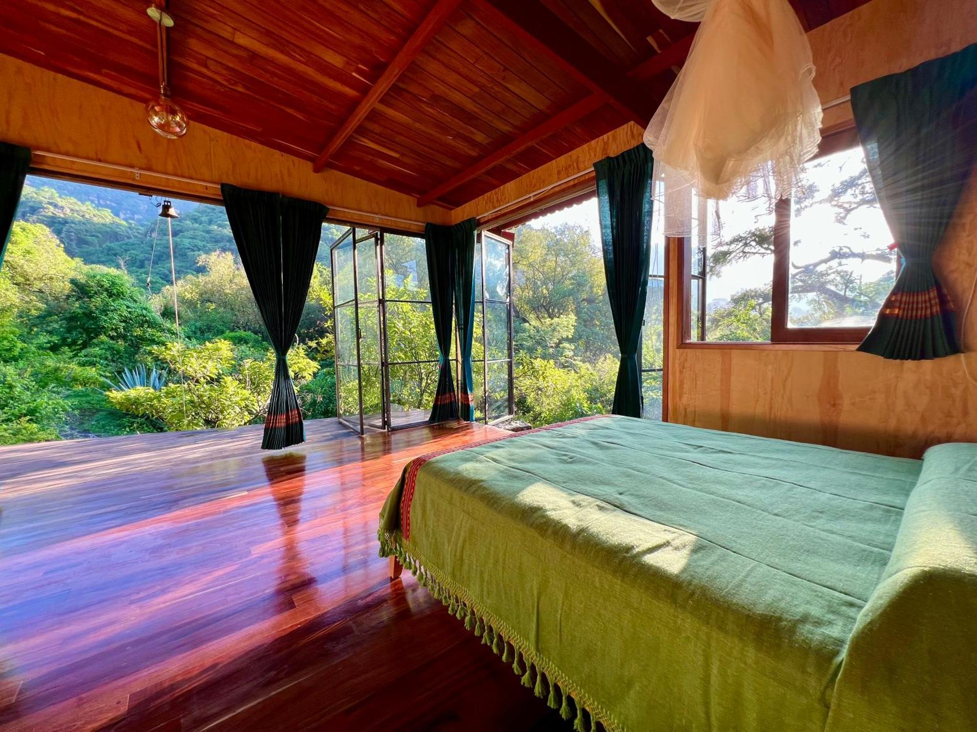 Santuario Ave Fenix-Cabanas Tepoztlán Szoba fotó